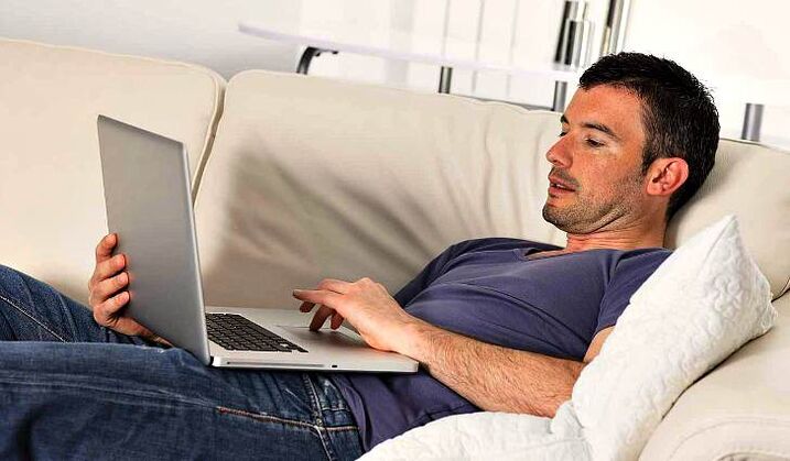 Un home aprende a aumentar un membro