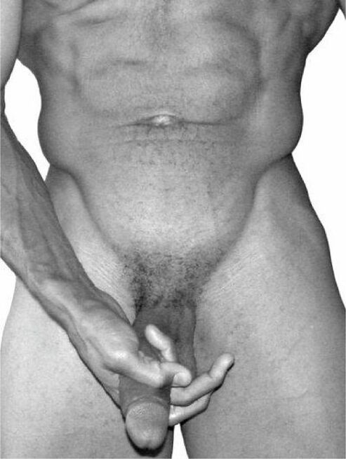 Muxa o pene para facelo máis grande